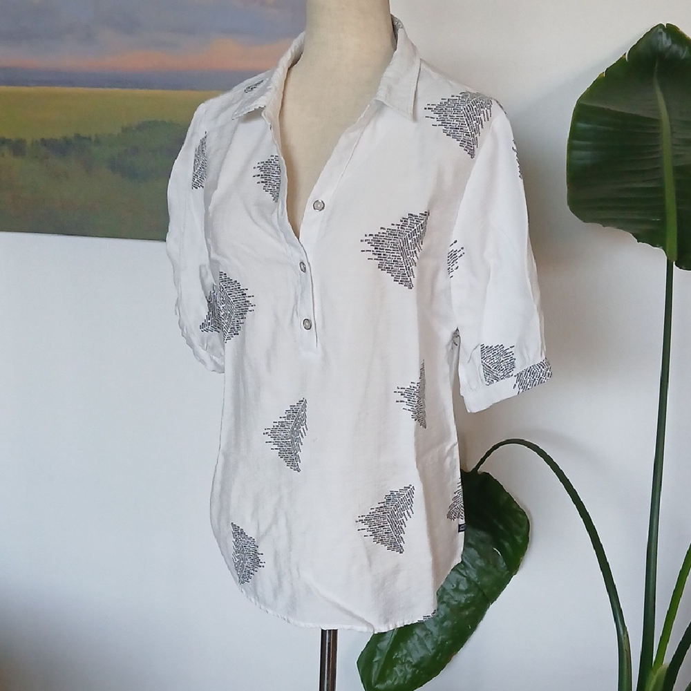 Paddock's Puff Sleeve Graphic Print Blouse